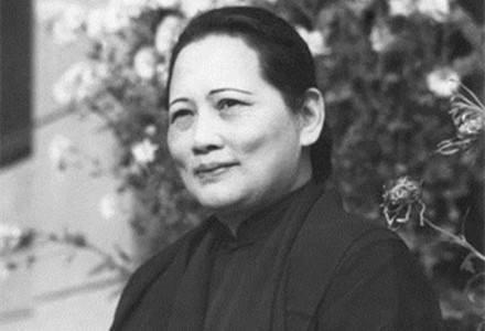 宋庆龄名人简介