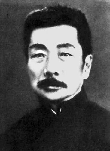 中国伟大作家鲁迅的故事：不要以貌取人