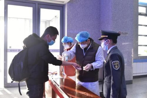 抗击疫情思政课实践报告推荐