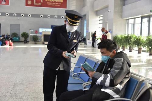 抗击疫情思政课实践报告大全