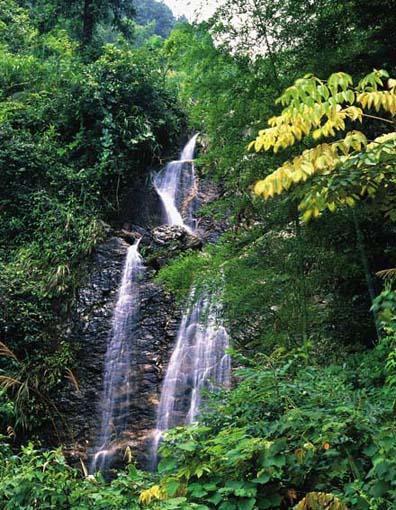 长龙江大峡谷瀑布 长龙江大峡谷瀑布