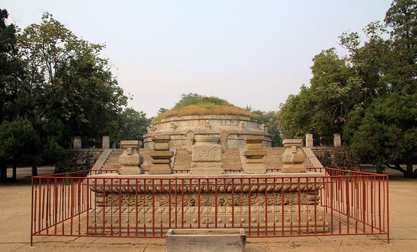 墓台 墓台