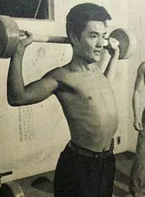 沼田曜一 沼田曜一