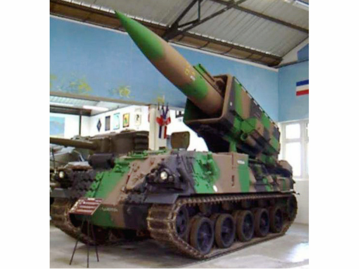 AMX-30普鲁东地对地飞弹车 AMX-30普鲁东地对地飞弹车