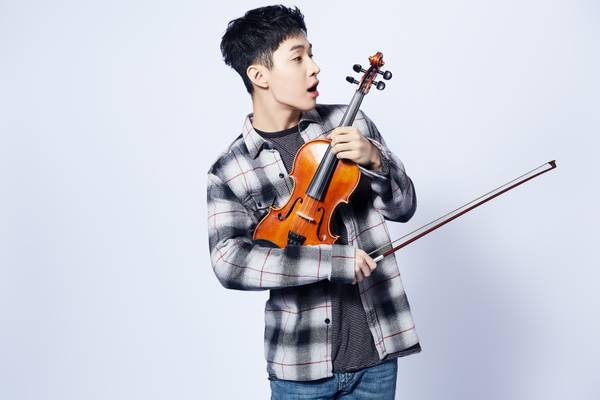 刘宪华(Henry(韩国艺人,Super Junior-M成员)) 刘宪华(Henry(韩国艺人,Super Junior-M成员))