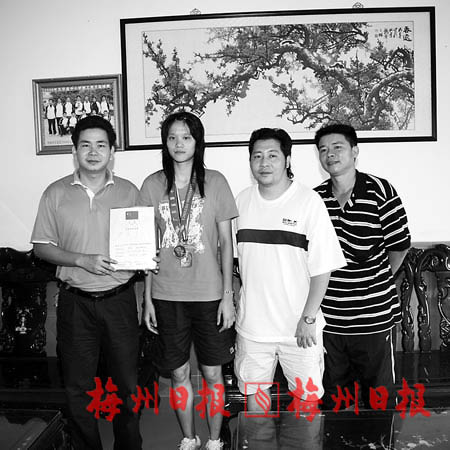 曾翠兰 曾翠兰
