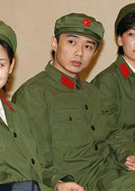 红领章(2004年由导演李俊岩执导的电视剧)