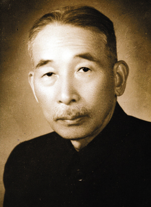 丁颖 丁颖