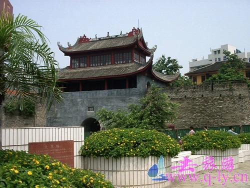 柳州东门城楼 柳州东门城楼