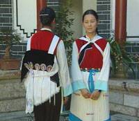 纳西族服饰 纳西族服饰