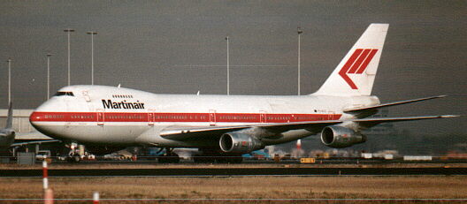 马丁航空的波音747-200Combi 马丁航空的波音747-200Combi