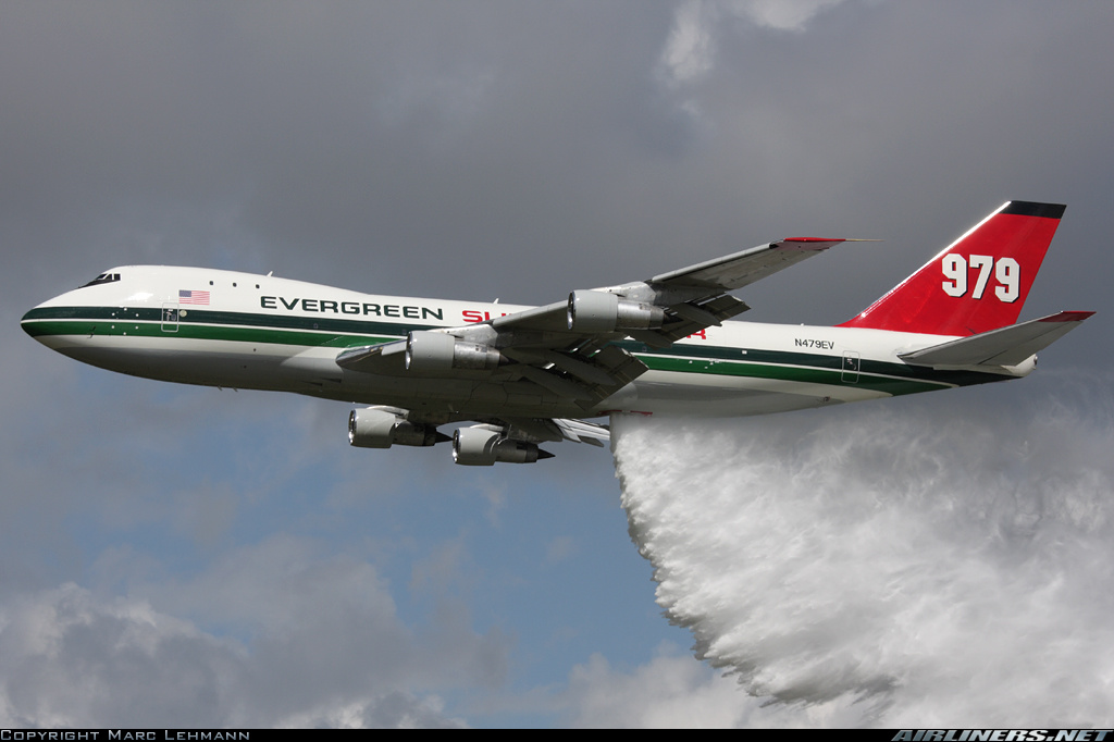 被改装灭火机的747-100 被改装灭火机的747-100