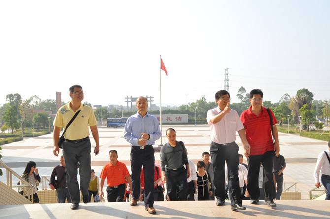 武鸣中学 武鸣中学