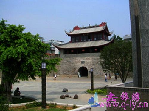 柳州东门城楼 柳州东门城楼