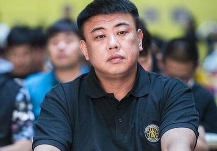 主教练:杨文海 主教练:杨文海