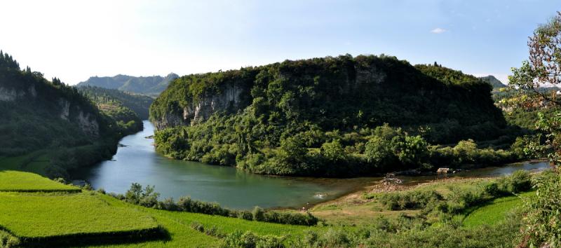 偏岩河一隅远眺 偏岩河一隅远眺