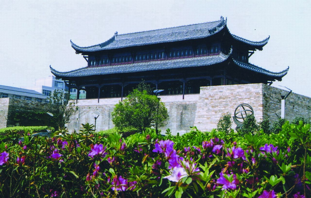 袁州谯楼(宜春鼓楼) 袁州谯楼(宜春鼓楼)
