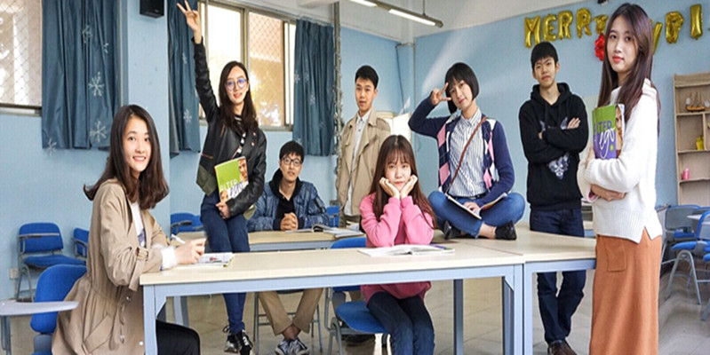 电子科技大学成都学院国际合作交流中心 电子科技大学成都学院国际合作交流中心