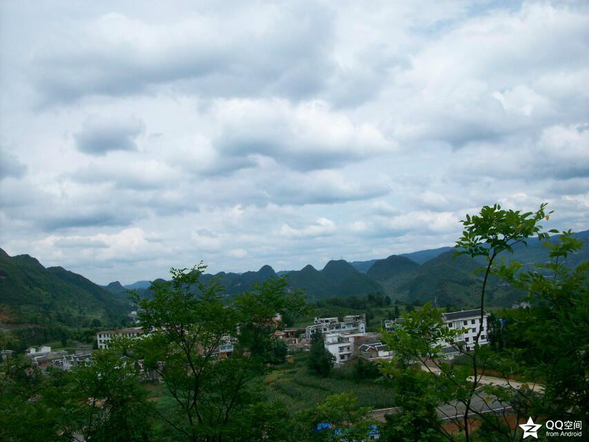 青峰村(贵州省毕节市织金县上坪寨乡下辖村) 青峰村(贵州省毕节市织金县上坪寨乡下辖村)