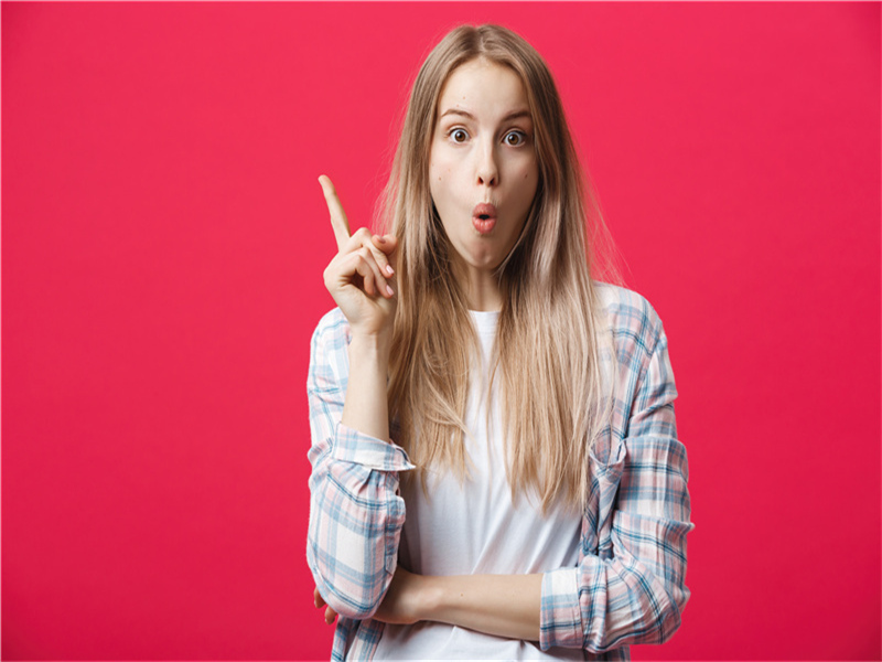 晚上发给女朋友圈的暖心话,每日情话短句给女朋友(35句)