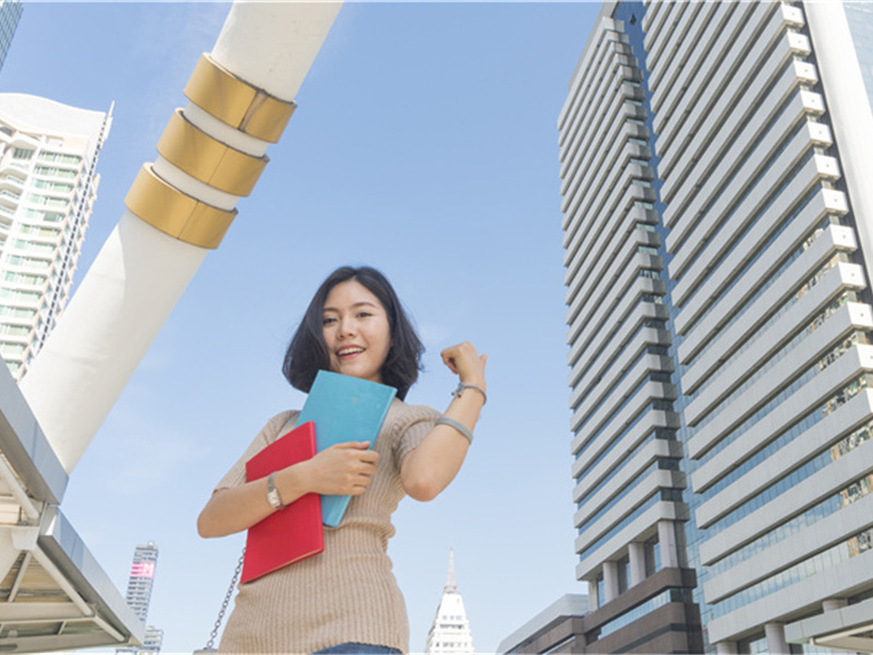 女生努力向上的句子(30句)