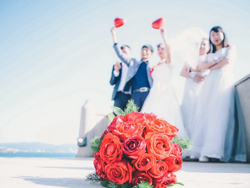 结婚搞怪祝福语(30句)