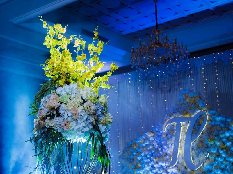 大学同学结婚祝福语大全(30句)