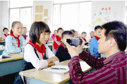 老师舍不得离开学生的句子 六年级毕业伤感离别语