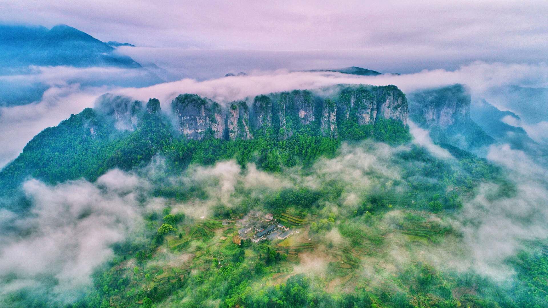 方岩背 方岩背
