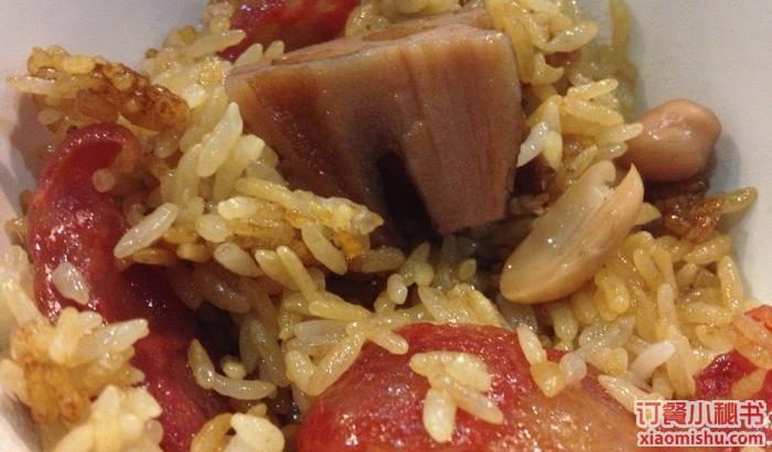 广式腊味煲仔饭