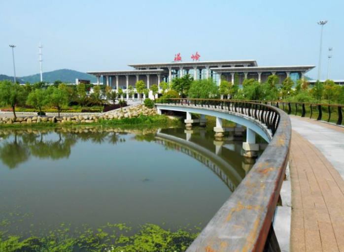温岭站站前广场 温岭站站前广场
