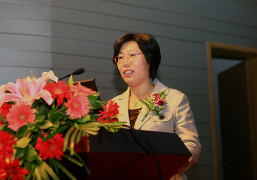 第三届“中国青年女科学家奖”获奖者王小云
