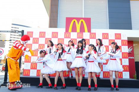 マクドナルド新潟万代店に登场したNGT48 マクドナルド新潟万代店に登场したNGT48