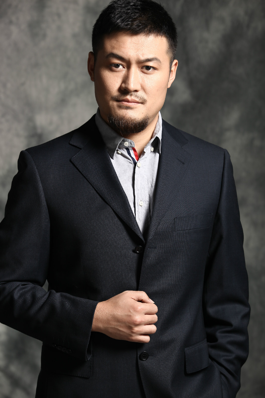 演员:孙立石 演员:孙立石