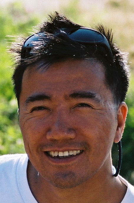 李伯达