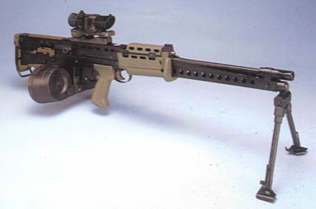 L86A1轻机枪 L86A1轻机枪