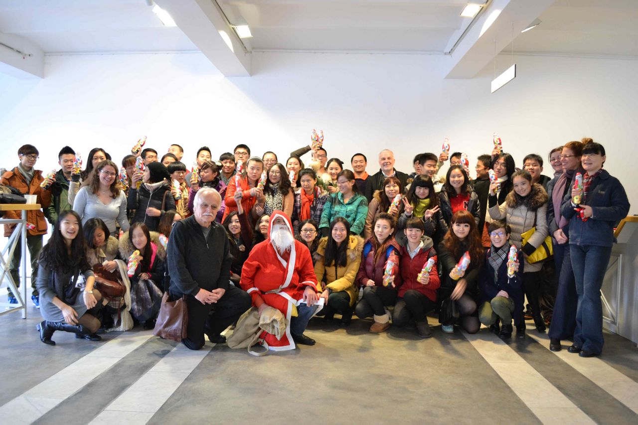 在富克旺根的中国留学生 在富克旺根的中国留学生