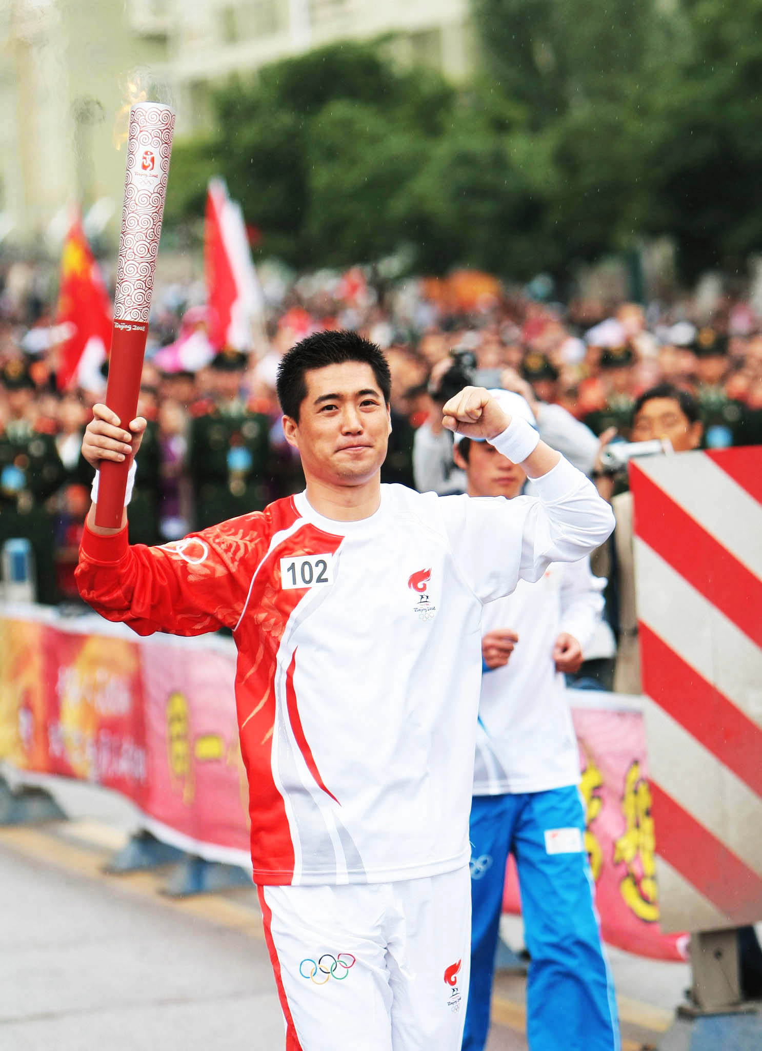 张明亮担任2008北京奥运会火炬手 张明亮担任2008北京奥运会火炬手