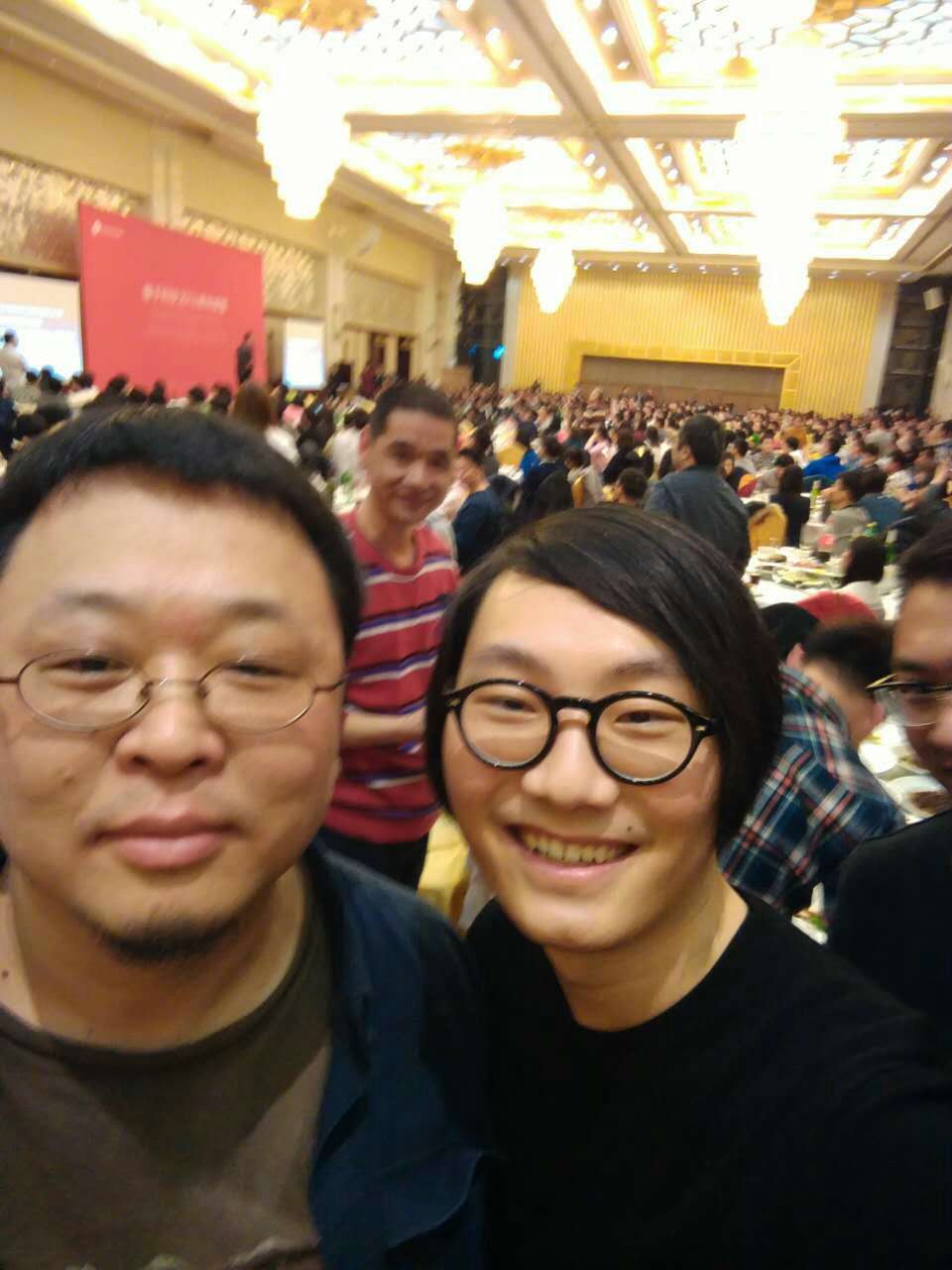 罗永浩和锤子科技员工 罗永浩和锤子科技员工