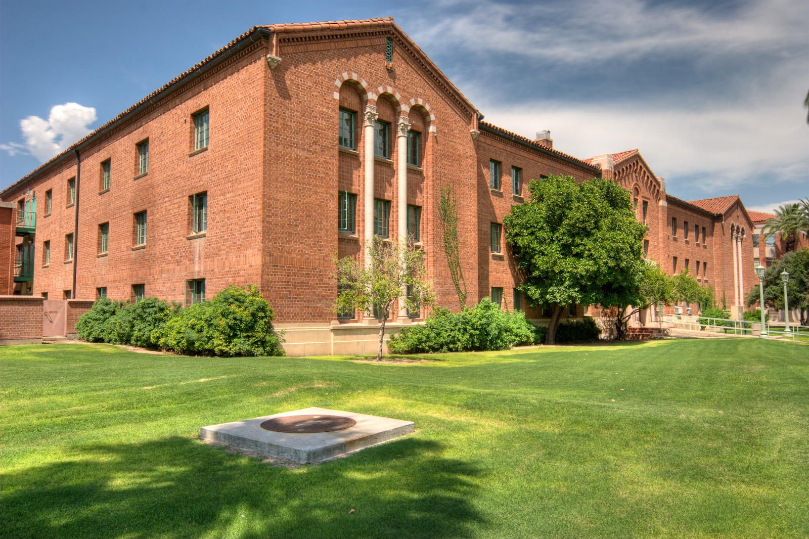 亚利桑那大学 亚利桑那大学