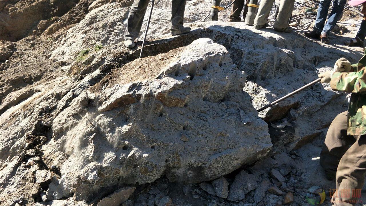 岩石爆破