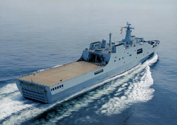 072A型大型登入舰