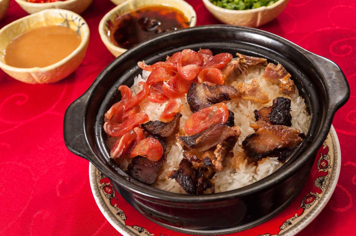 煲仔饭 煲仔饭