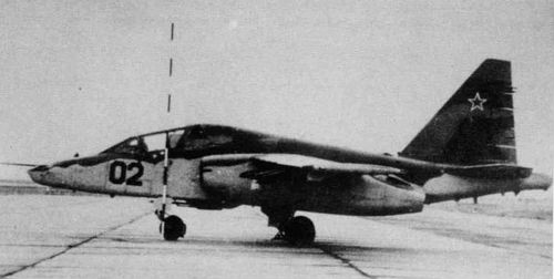 T-8M ????????????????????? Su-25UB ???????????? T-8M ????????????????????? Su-25UB ????????????