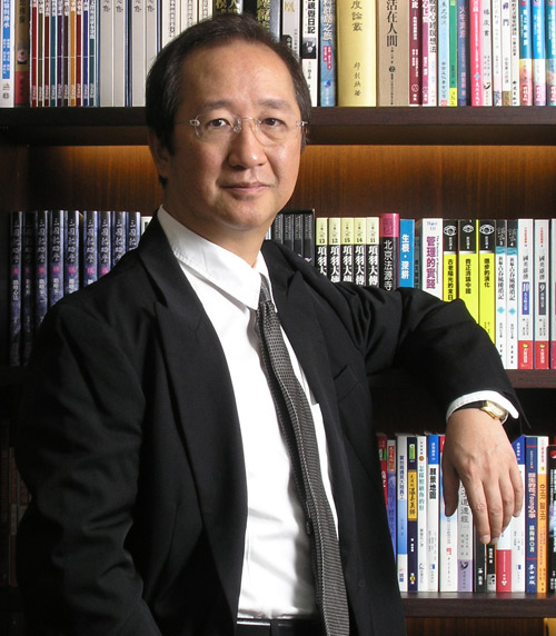 金惟纯