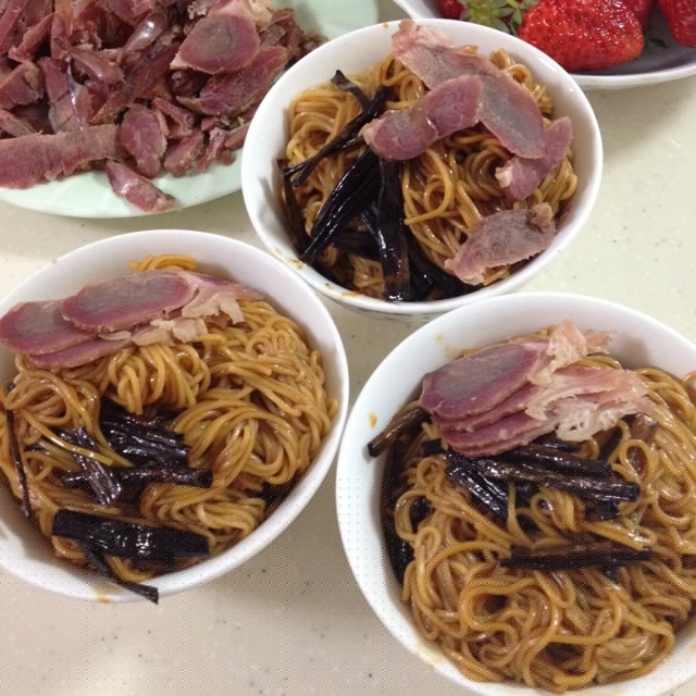 牛肉葱油拌麵