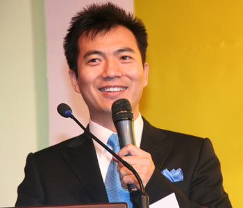 黄健翔 黄健翔