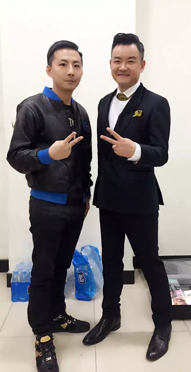 李佳明与常务副主任兼秘书长夏锐 李佳明与常务副主任兼秘书长夏锐
