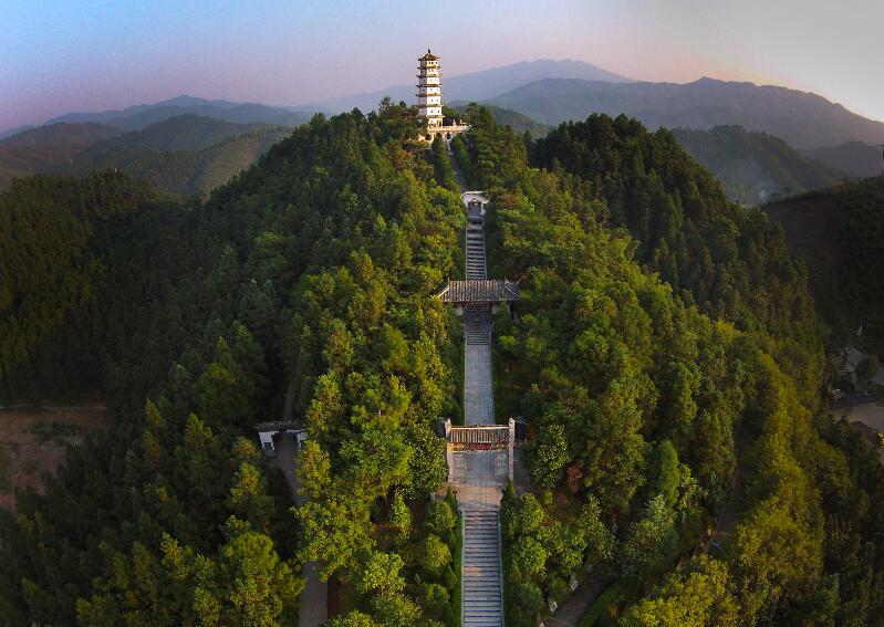 文峰塔