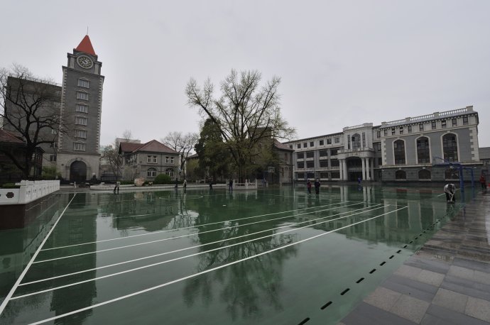 学校操场 学校操场